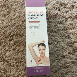 Natural Skin and Dark Spot Lightening Cream